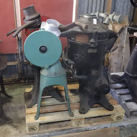 Pallet Cream Seperators