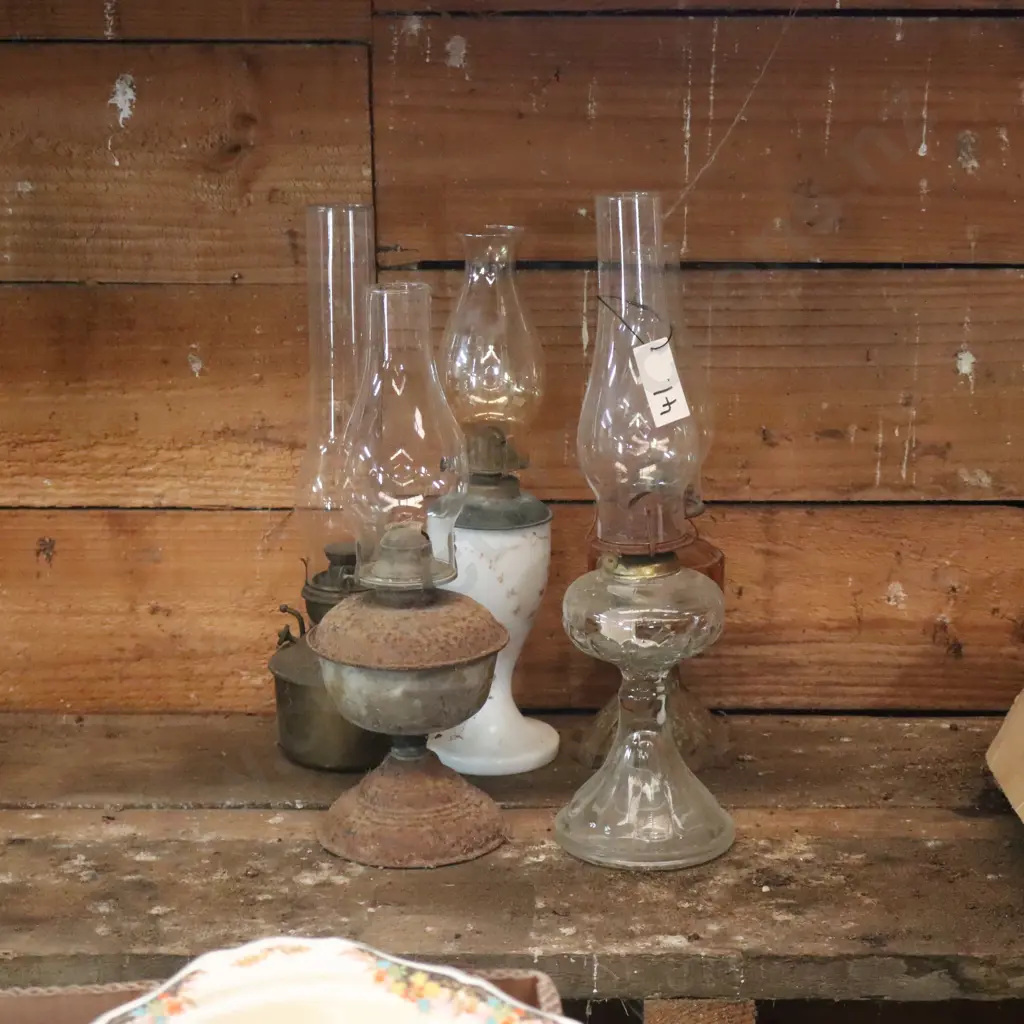 Kerosene Lamps x 4 Image 1++