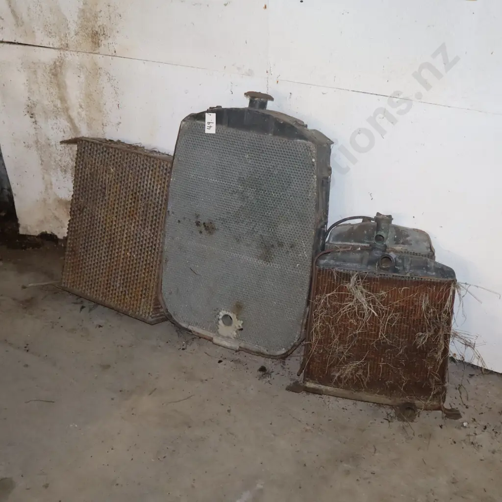 Radiators x 4 Image 1++