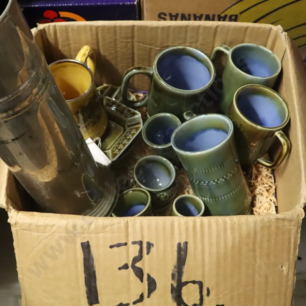 Box Wade Pottery, Straw Dispenser Ect. Image 1++