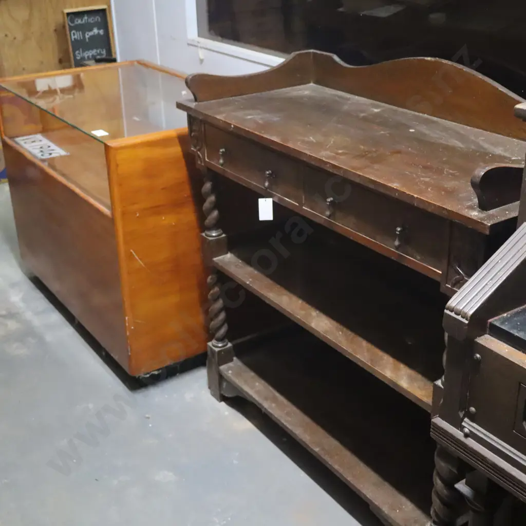 Display Case And Oak Display Shelves Image 1++