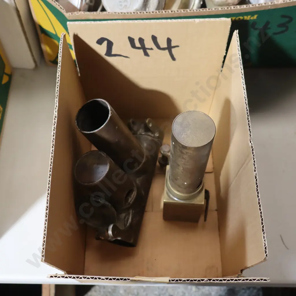 Brass Whistles  Image 1++