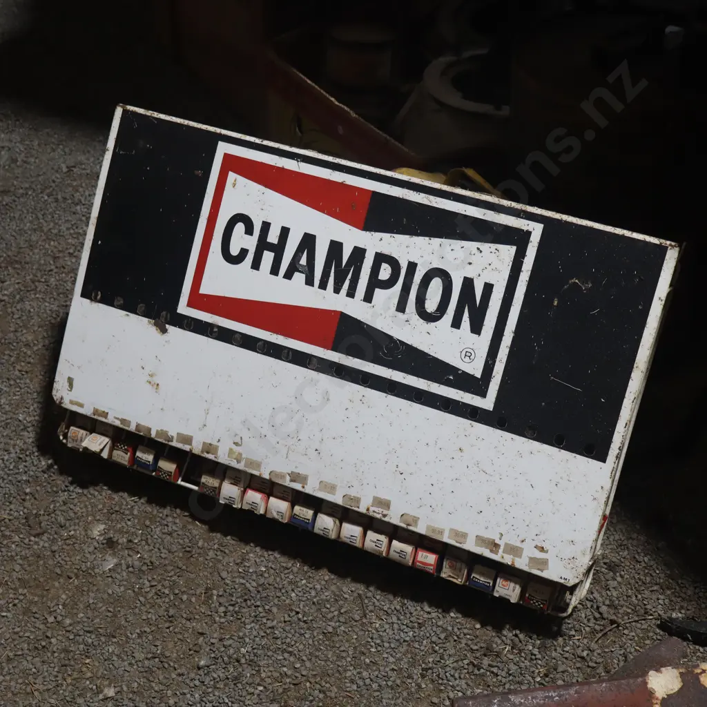 Champion Spark Plugs Rack Image 1++