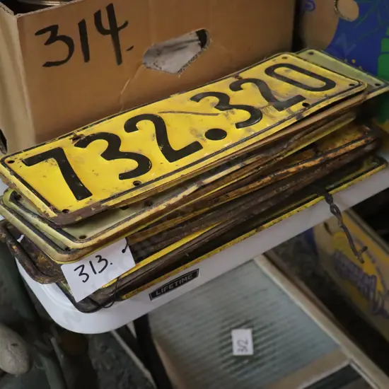 Vintage Number Plates 