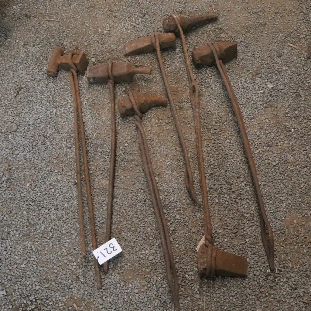 Blacksmiths Tools Image 1++