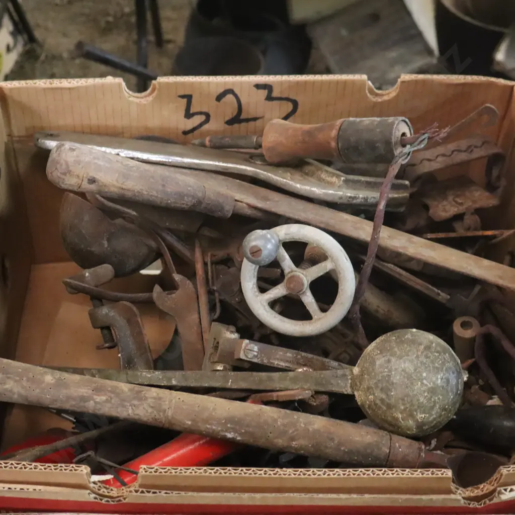 Box Hand Tools Image 1++