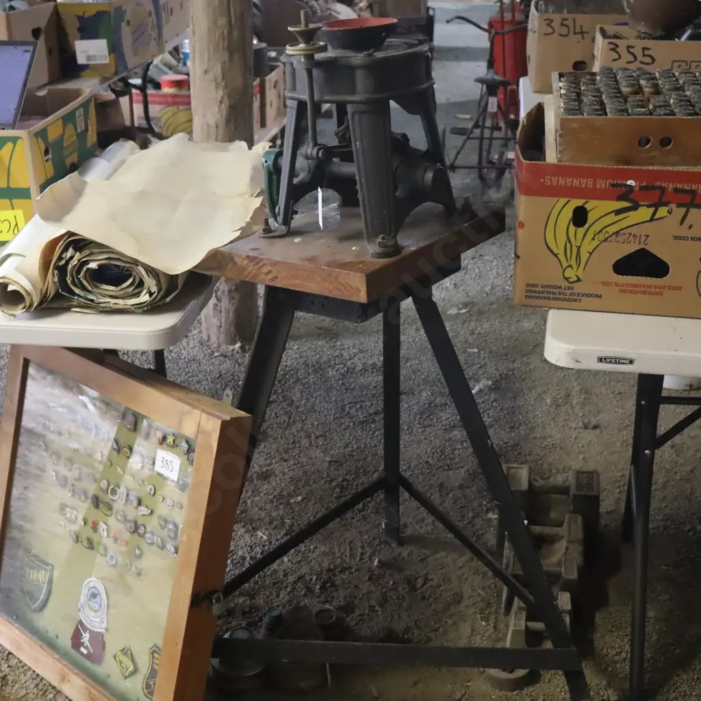 Antique Grain Crusher Image 1++