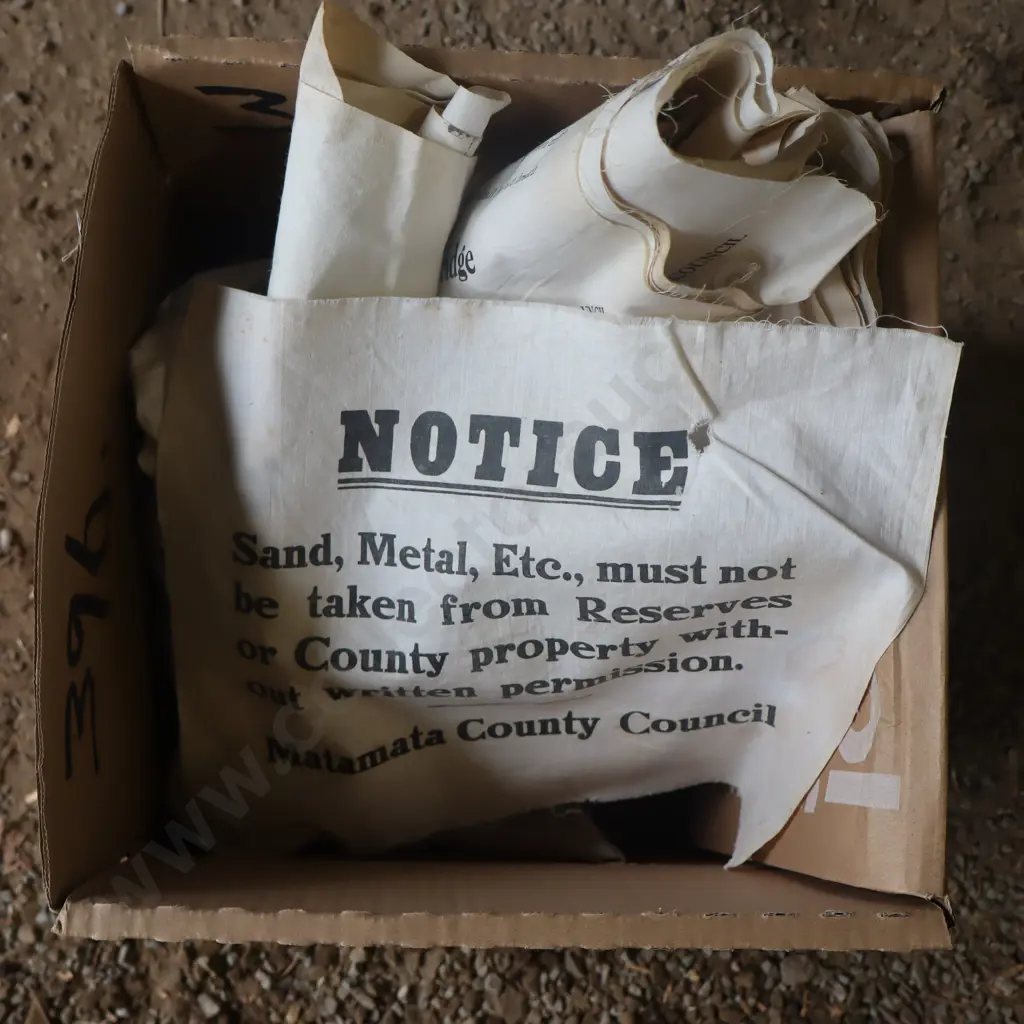 Box Matamata Cotton Signs Approx 50 Image 1++