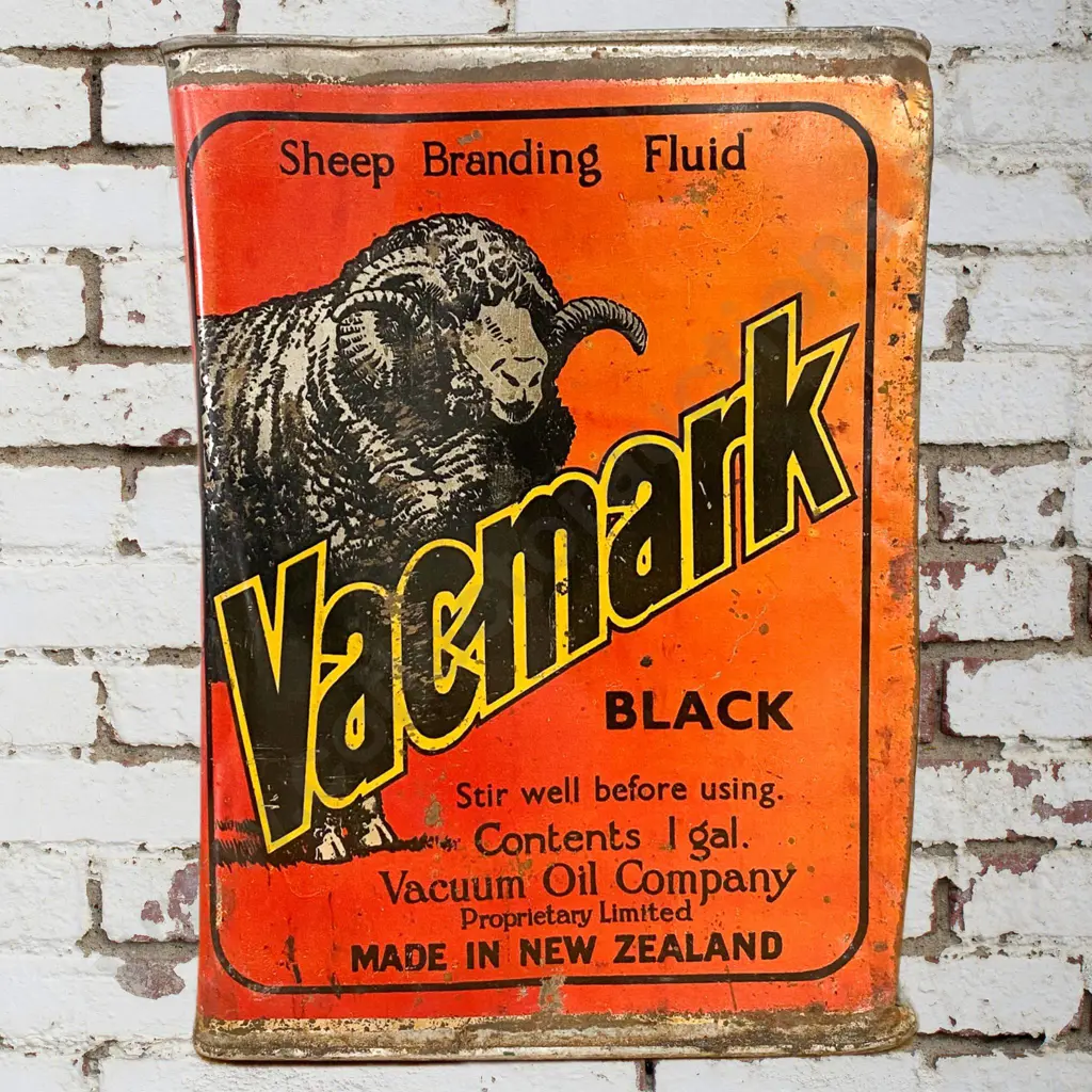 A/F Early Vacmark Tin Image 1++