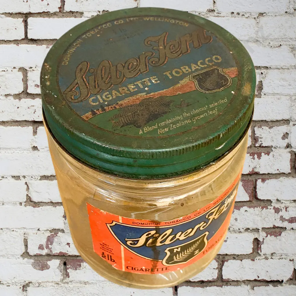 Silver Fern Tobacco Jar Image 1++