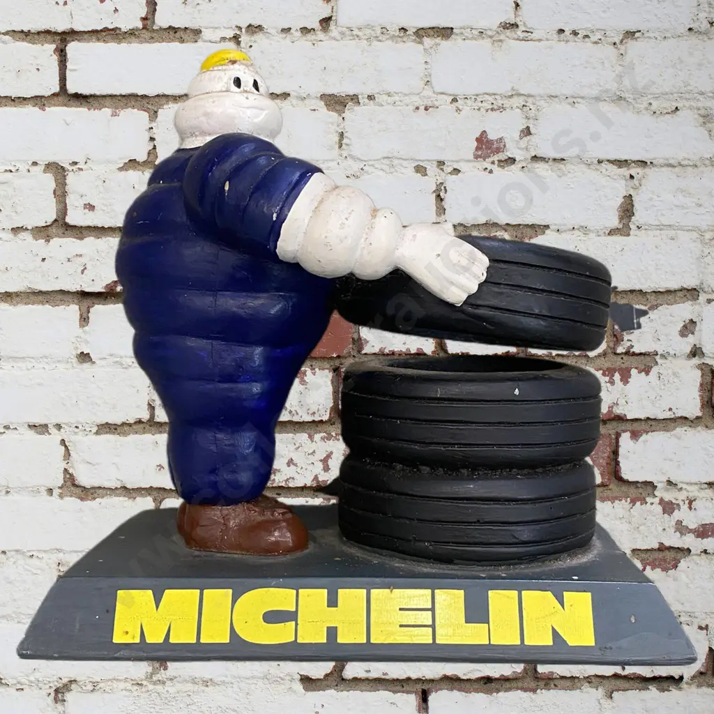 Michelin Man Pen Holder Image 1++