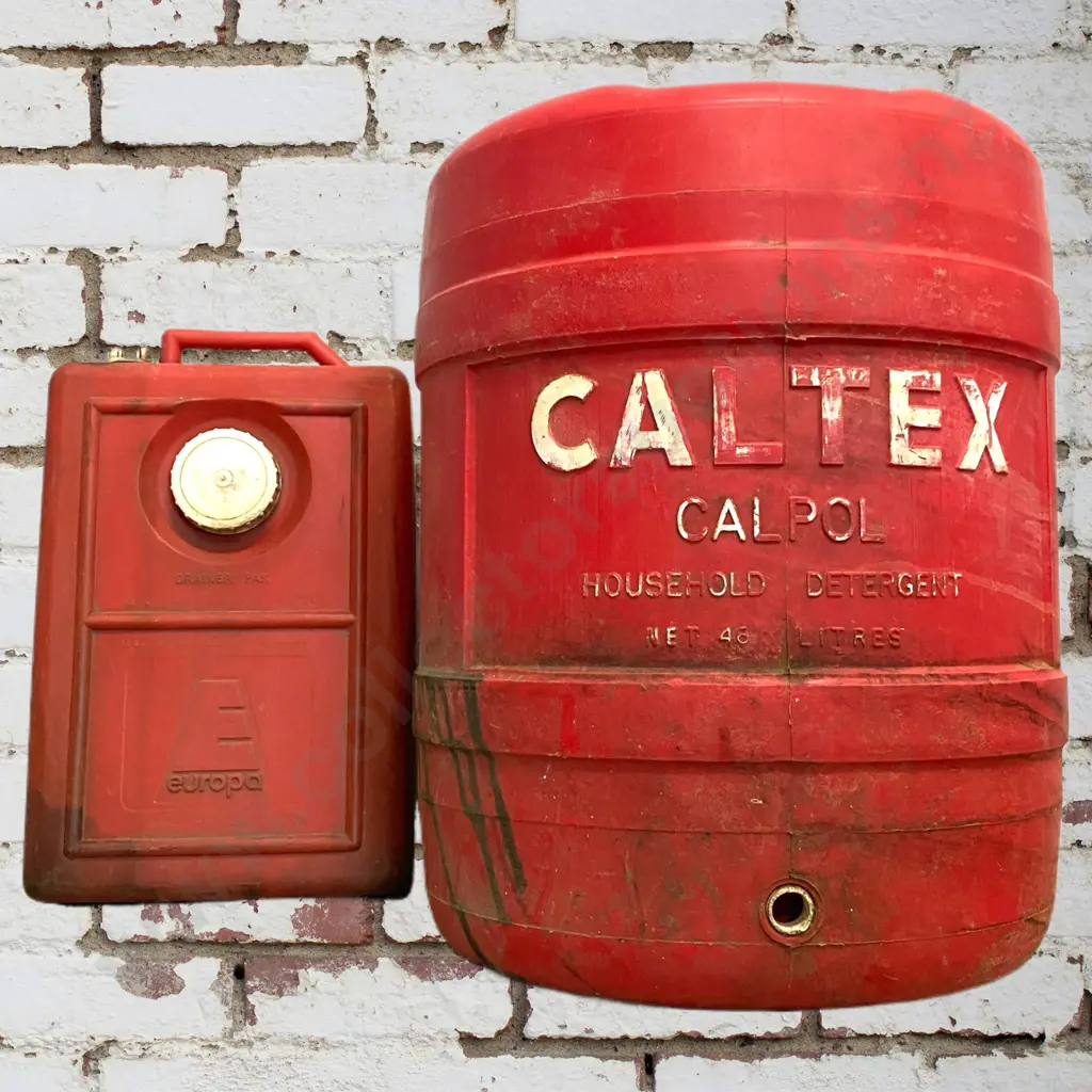 2 X Plastic Oil Containers Image 1++