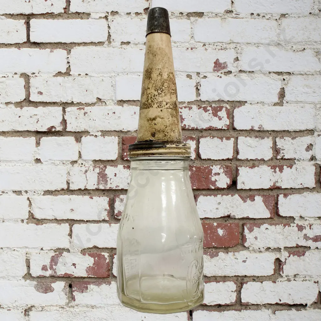 Castrol Oil Bottle Image 1++