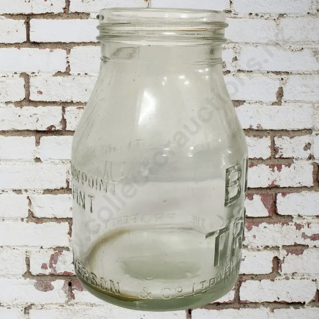 Big Tree Oil Bottle Pint Image 1++