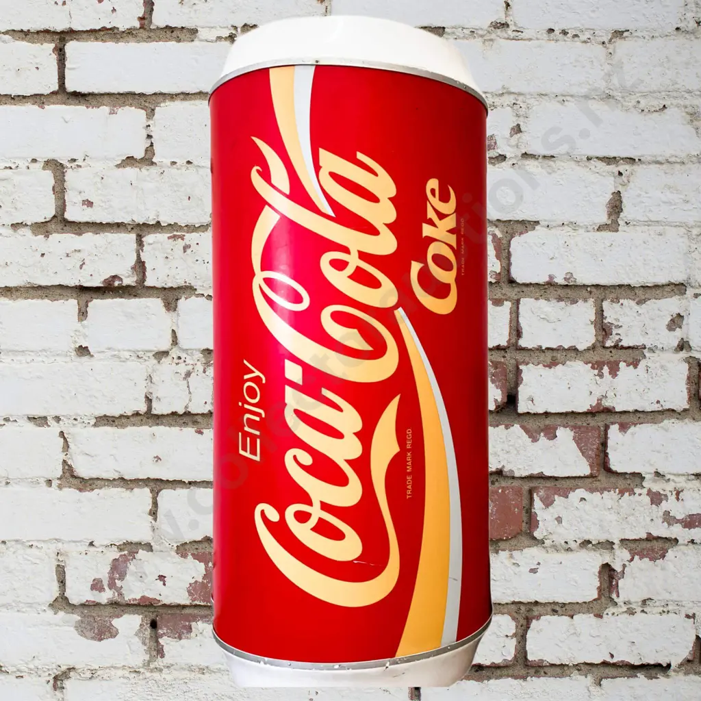 Large Coca Cola Can Image 1++