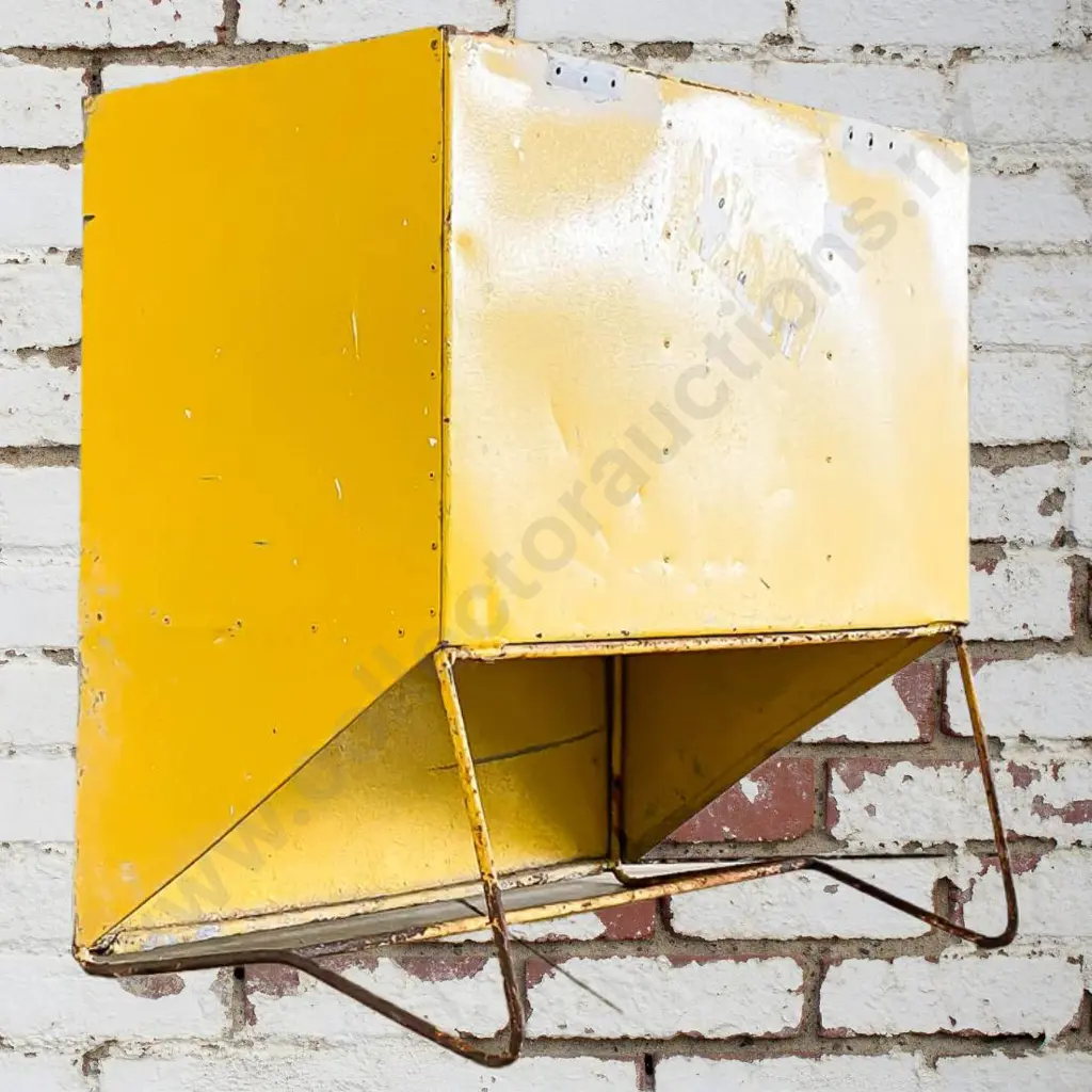 NZ Herald Newspaper Box Image 1++