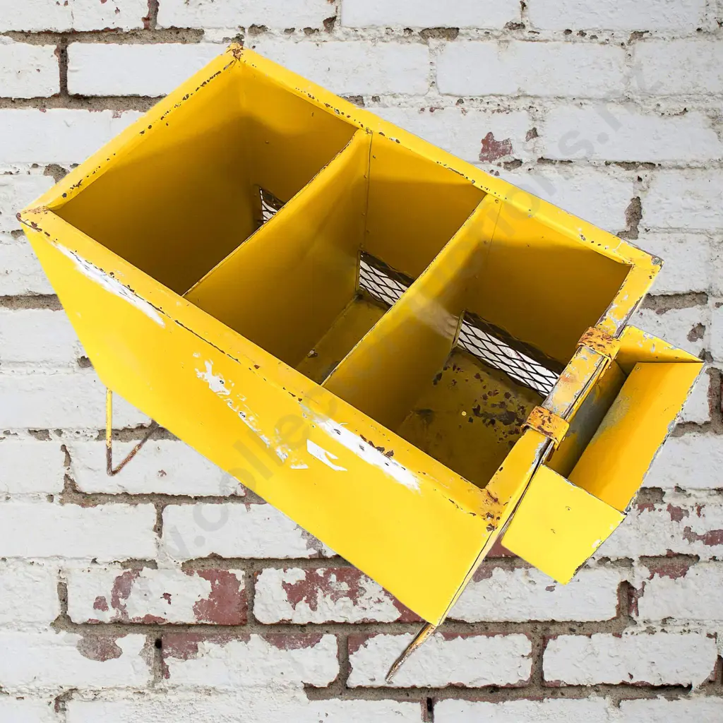 NZ Herald Newspaper Box Image 1++
