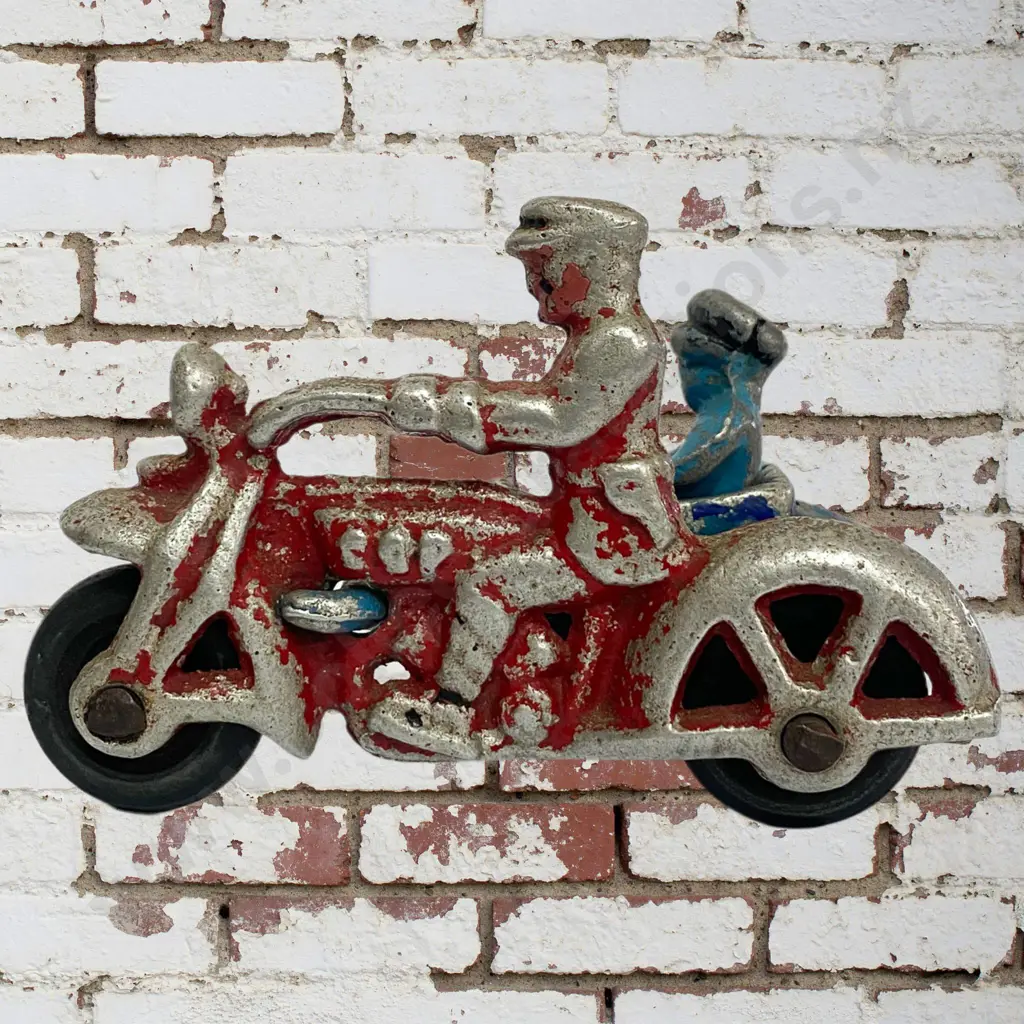 Fun Ho Motorcycle and Side Car Image 1++