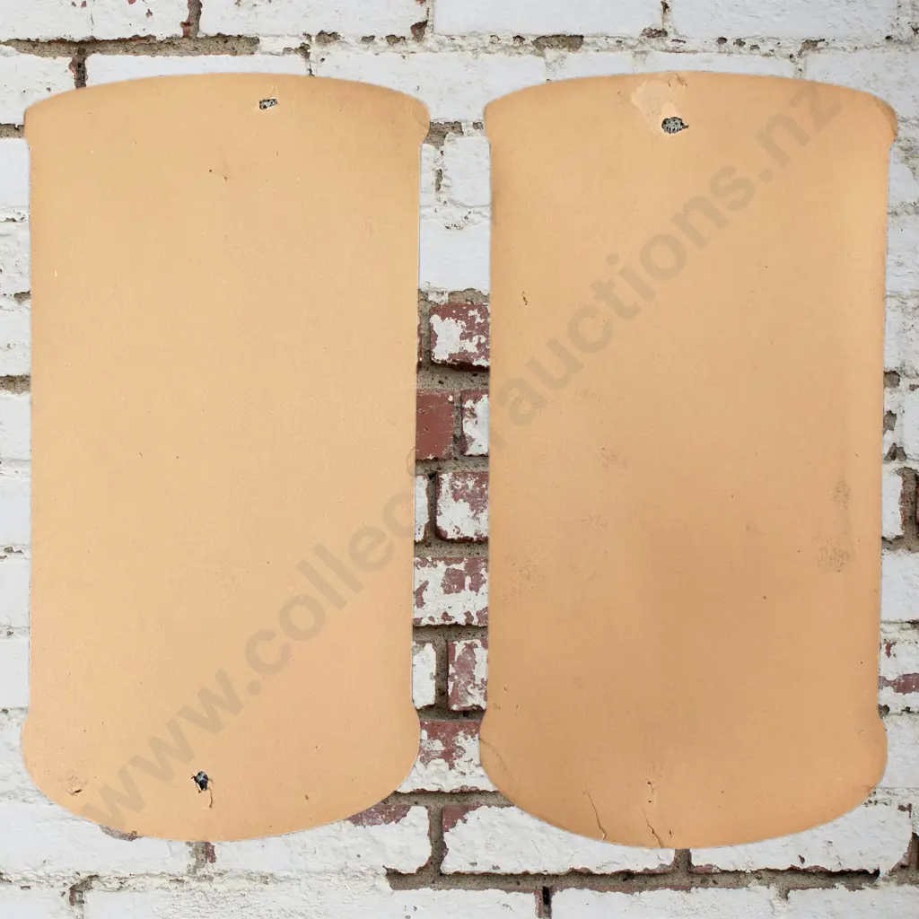 L & P Cardboard Signs Image 1++