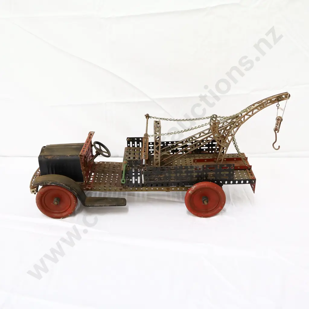 Gilbert Erector Meccano Type Tow Truck  Image 1++