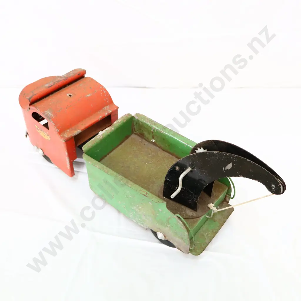 Large Hydra Day and Night Towing Tin Tot Tow Truck Image 1++