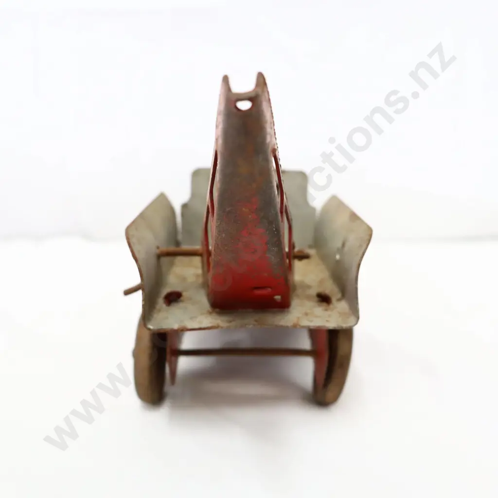Made in USA Pressed Steel Toy Tow Truck Image 1++