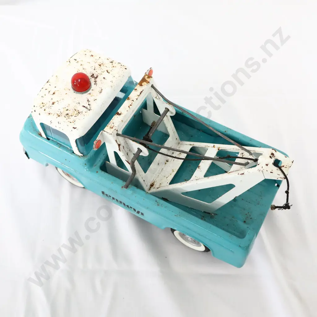 Nylint Ford Pressed Steel Tow Truck Image 1++