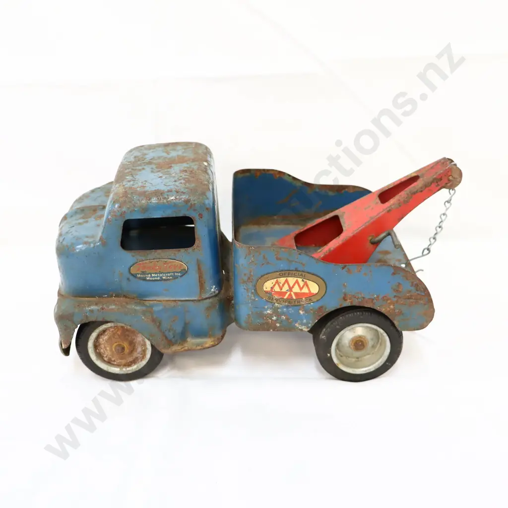 Early Tonka Pressed Steel Toy Tow Truck Image 1++