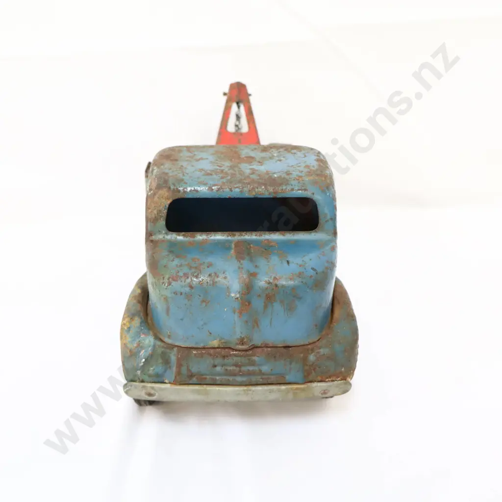 Early Tonka Pressed Steel Toy Tow Truck Image 1++