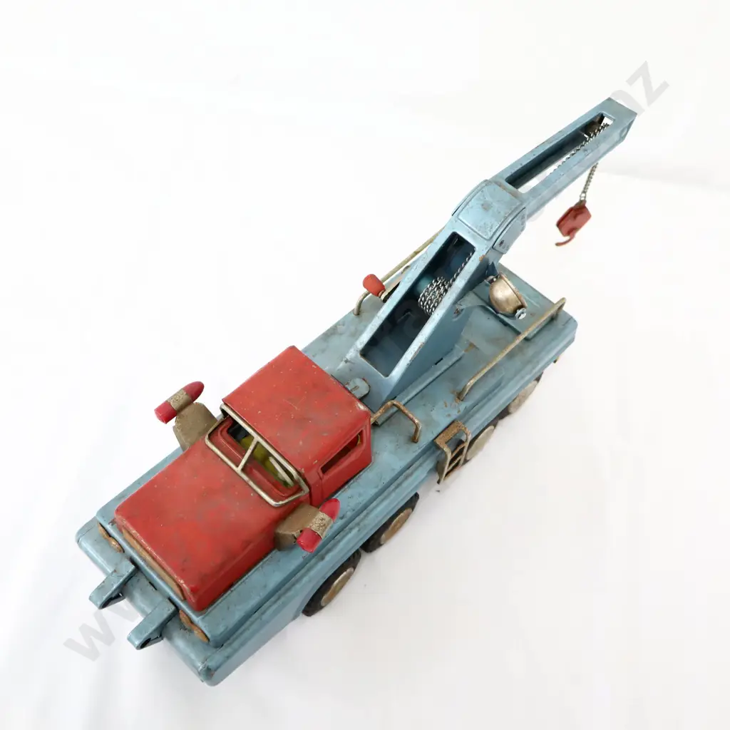 Japanese SSS International Tin Toy Tow Truck Image 1++