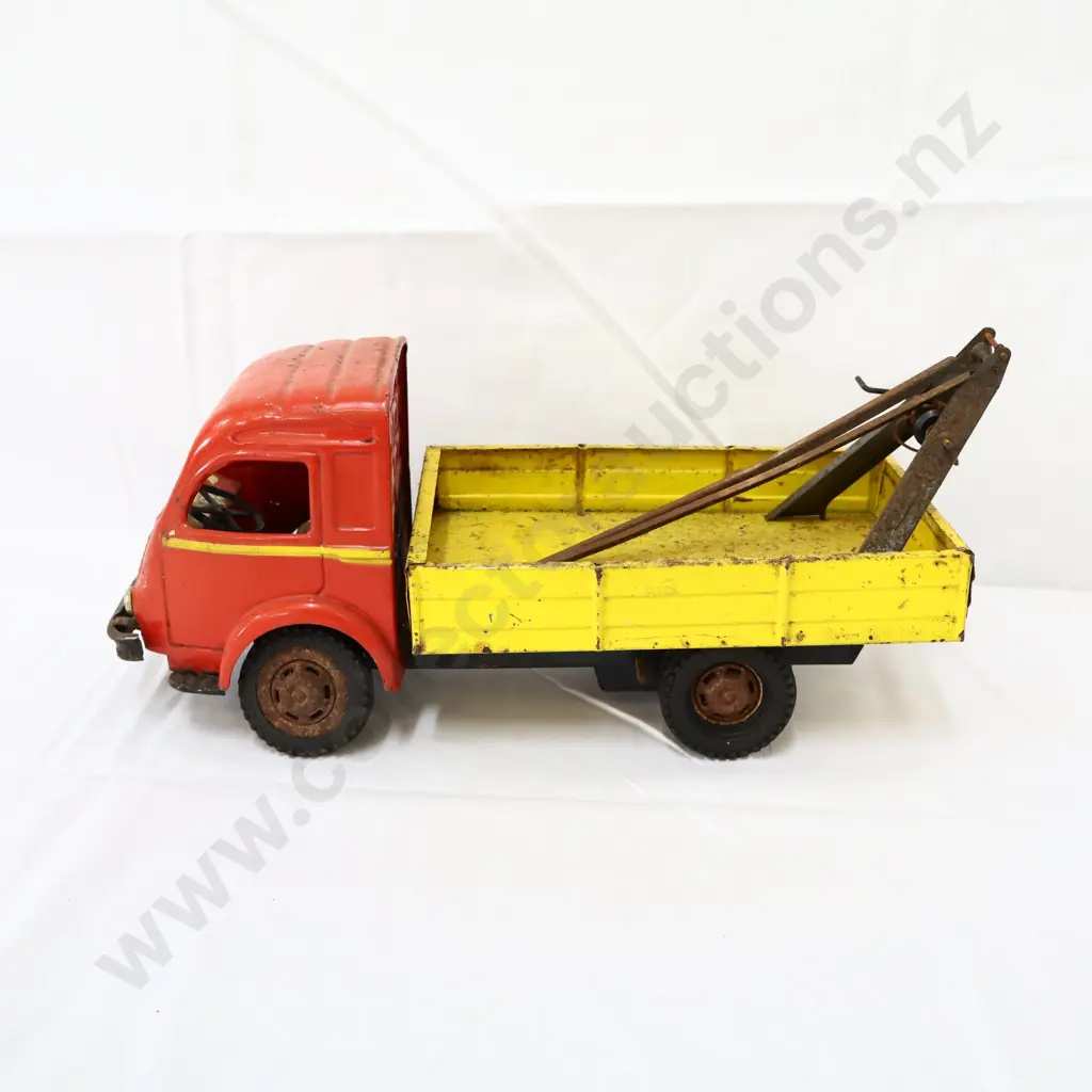 French CIJ Tin Plate Tow Tow Truck Image 1++