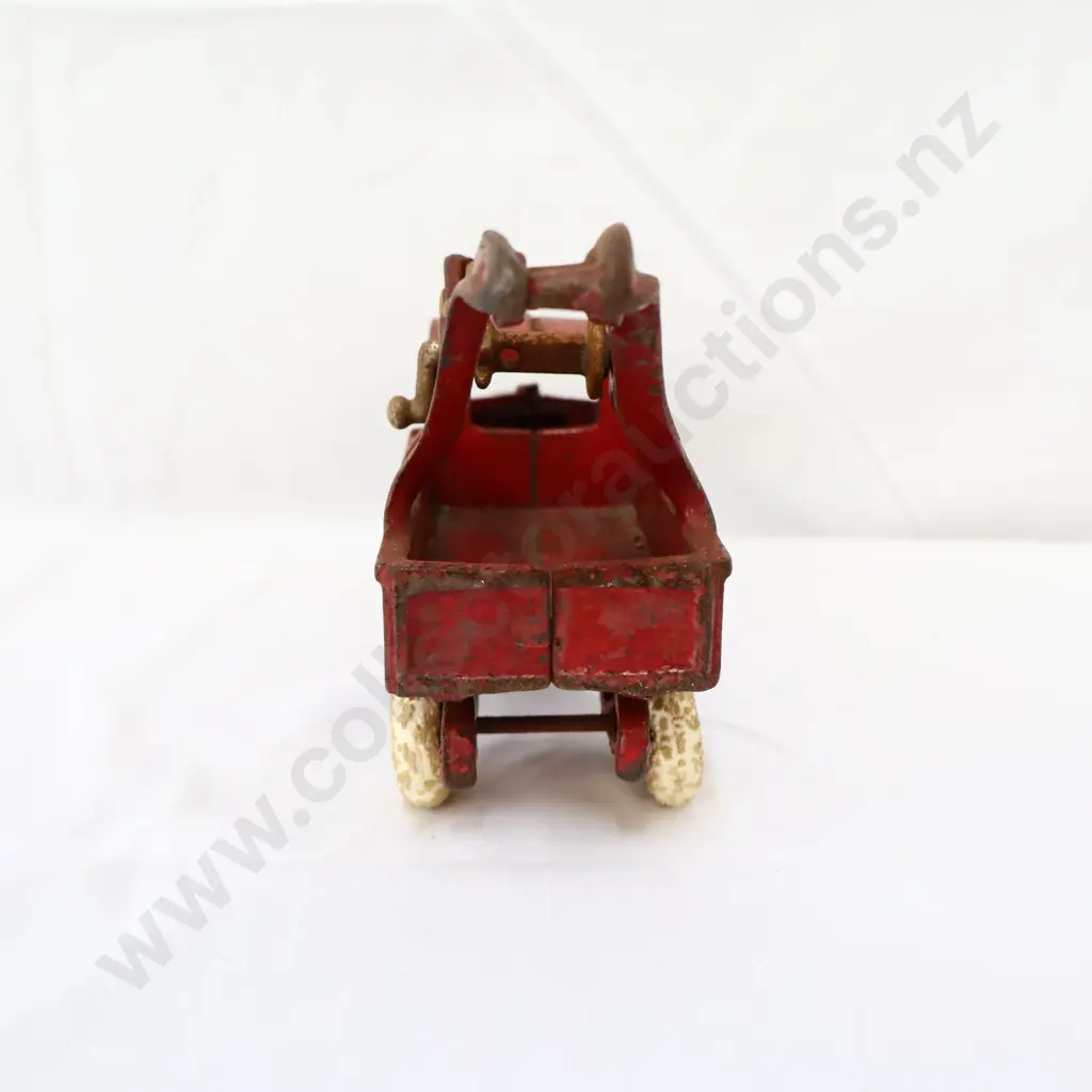 Cast Iron Champion Tow Truck Toy Image 1++