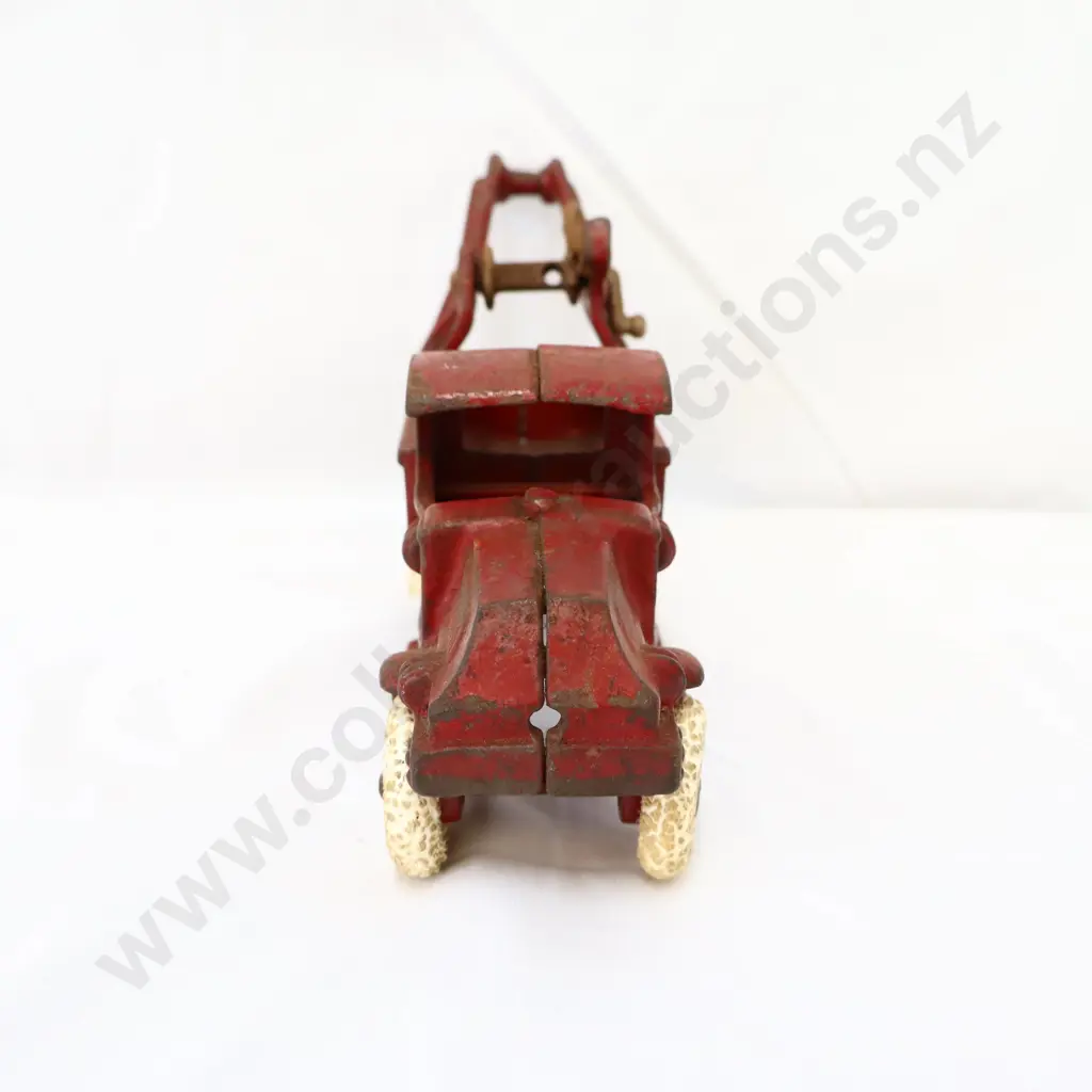 Cast Iron Champion Tow Truck Toy Image 1++