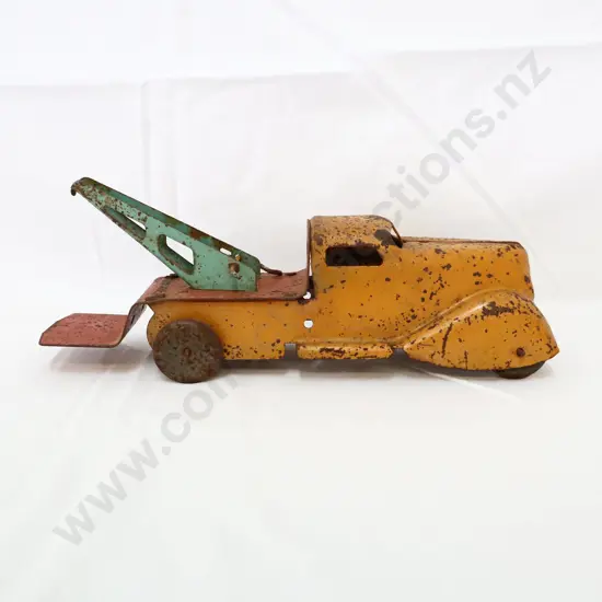NZ Made Stokline Pressed Steel Tow Truck