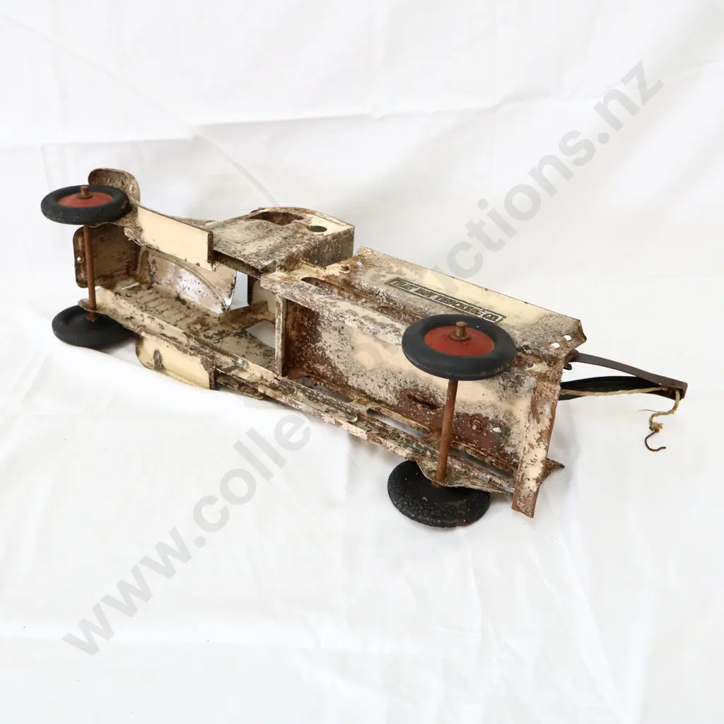 LARGE Playboy Trucking Co Pressed Steel Tow Truck Image 1++