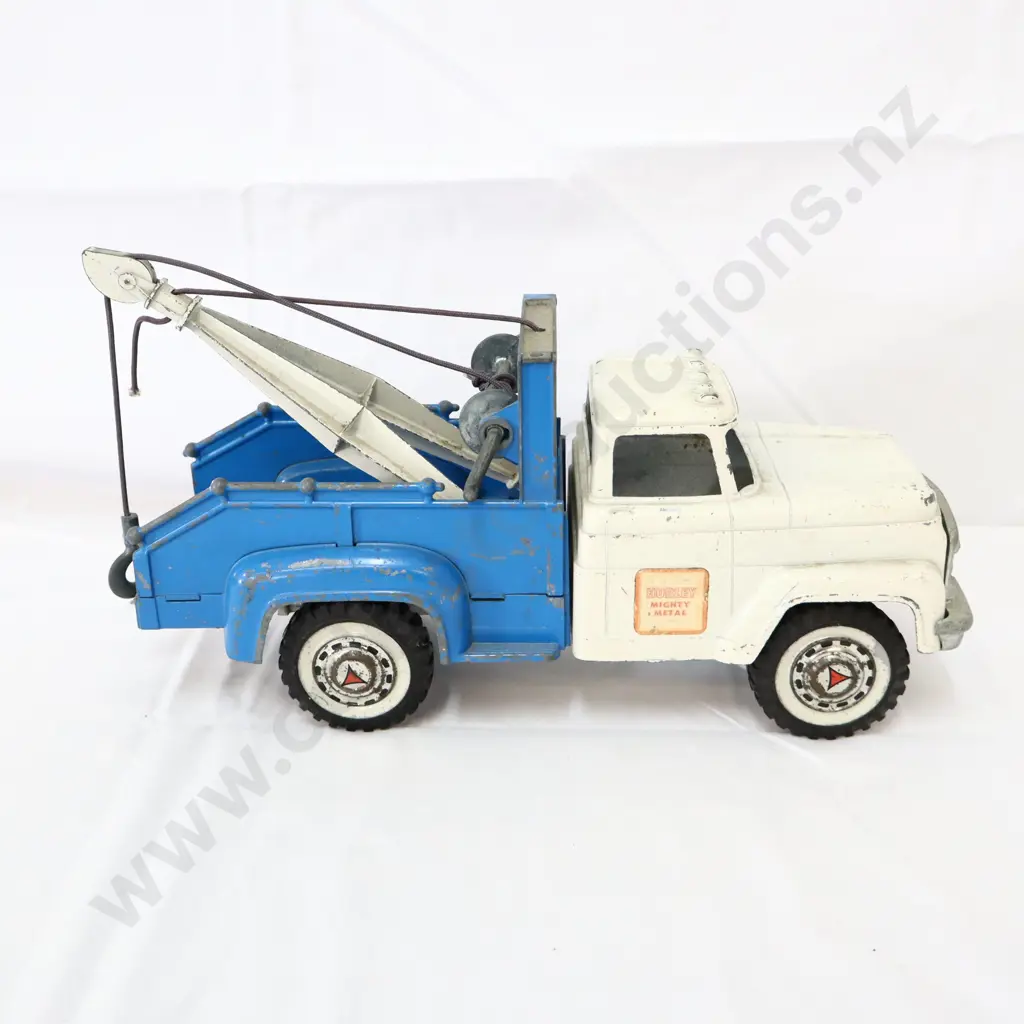 Hubley Mighty Metal Cast Aluminium Tow Truck Image 1++