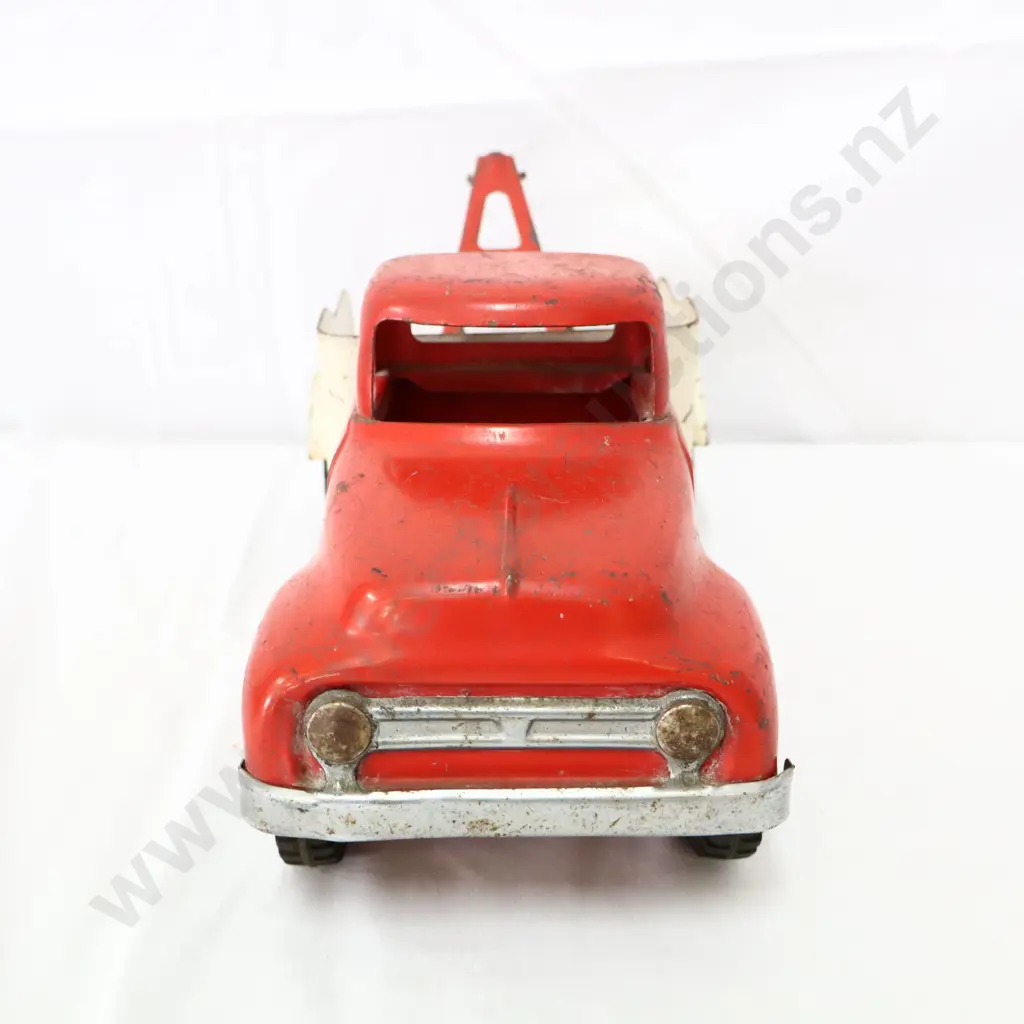 Early Tonka Pressed Steel Toy Tow Truck Image 1++