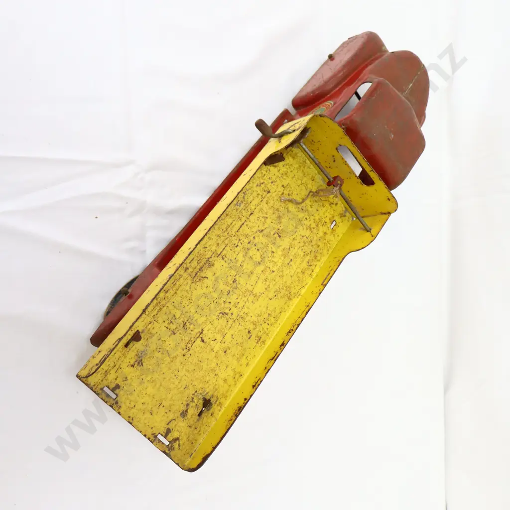 LARGE Marx Lumar Contractors Pressed Steel Tow Truck No Grill Image 1++
