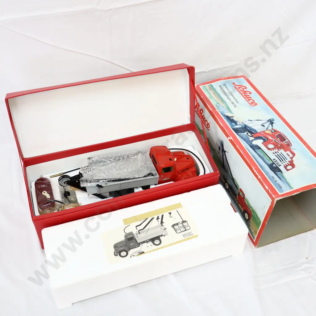 Schuco Boxed Electro Construction Aschleppwagen 6070 Image 1++