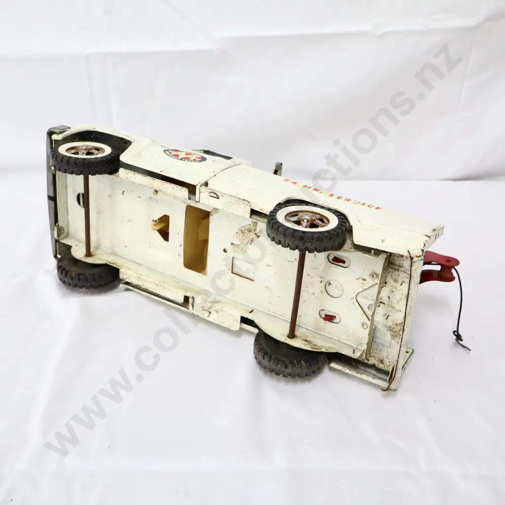 White Tonka AA Wreaker Pressed Steel Tow Truck Image 1++