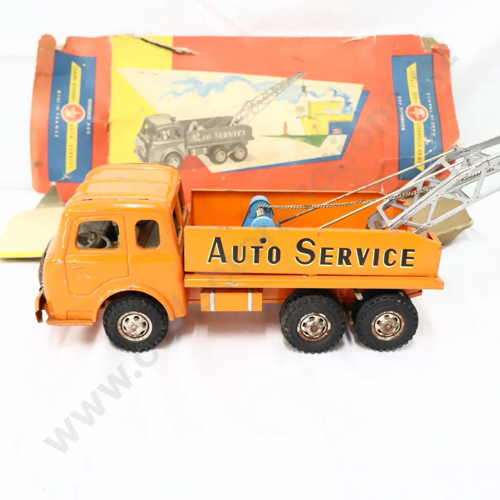 French Auto Service Orange Wrecker Toy Truck Image 1++