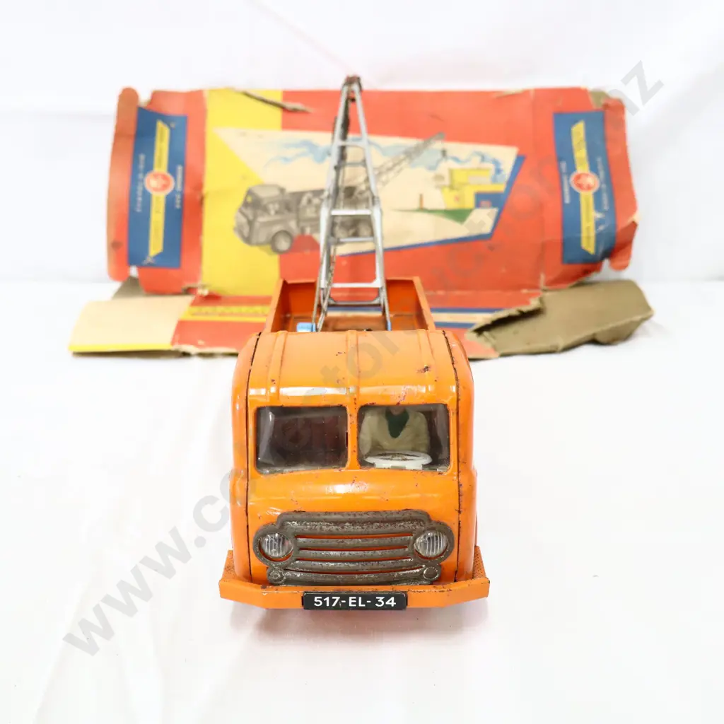 French Auto Service Orange Wrecker Toy Truck Image 1++