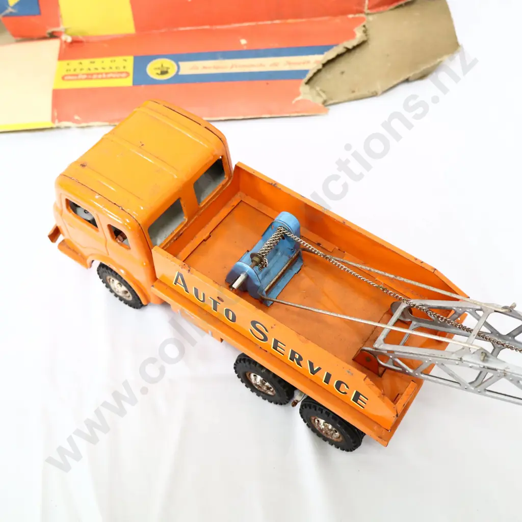 French Auto Service Orange Wrecker Toy Truck Image 1++