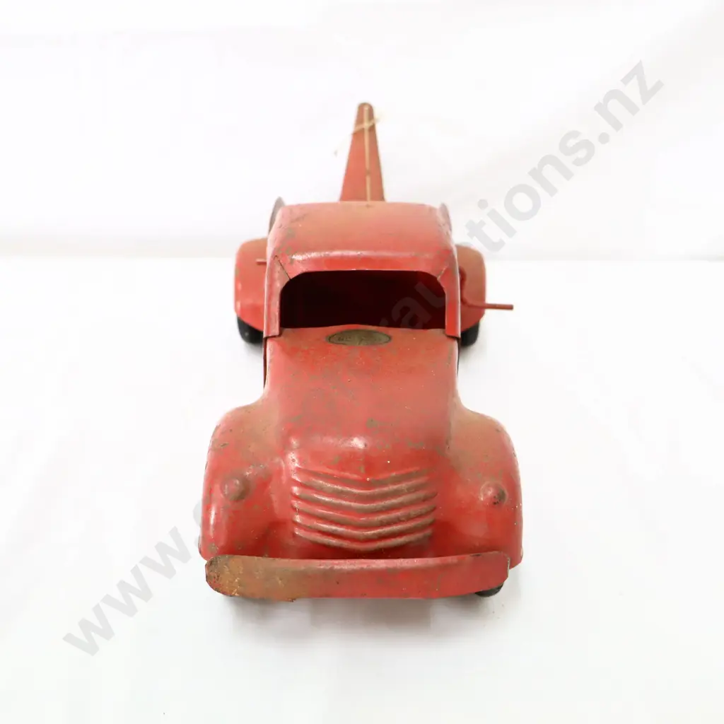 Lincoln Canada Pressed Steel Tow Truck Image 1++