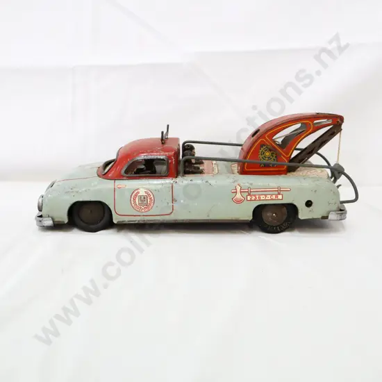 French Tin Plate Toy Tow Truck