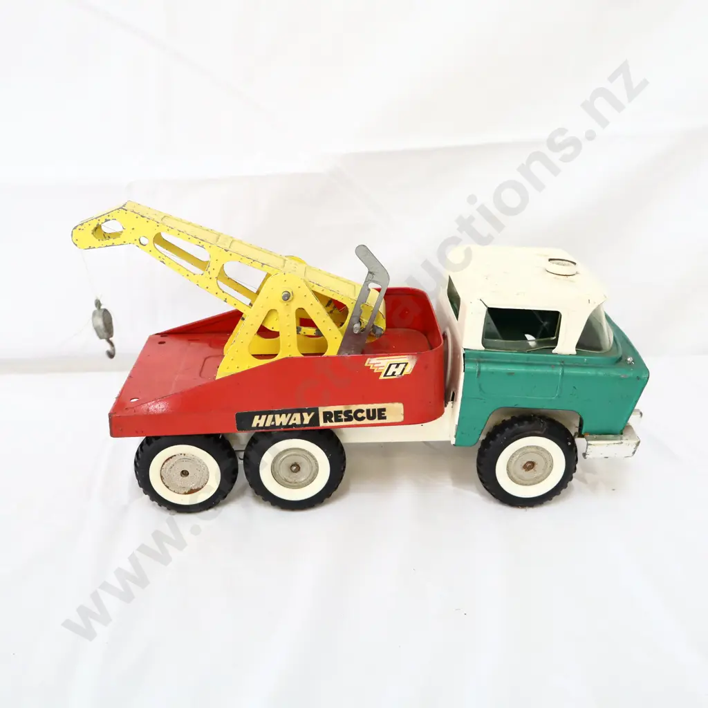 English Triang Hiway Rescue Toy Tow Truck Image 1++