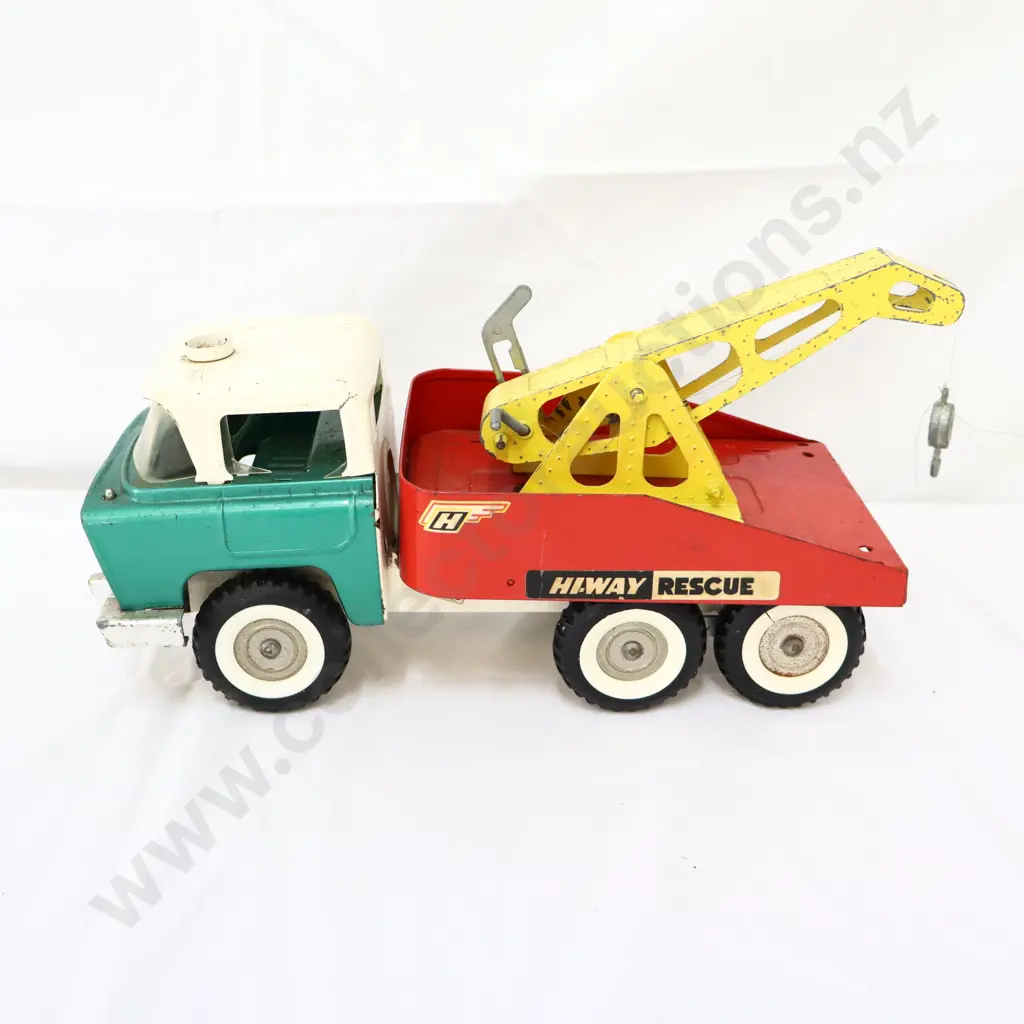 English Triang Hiway Rescue Toy Tow Truck Image 1++