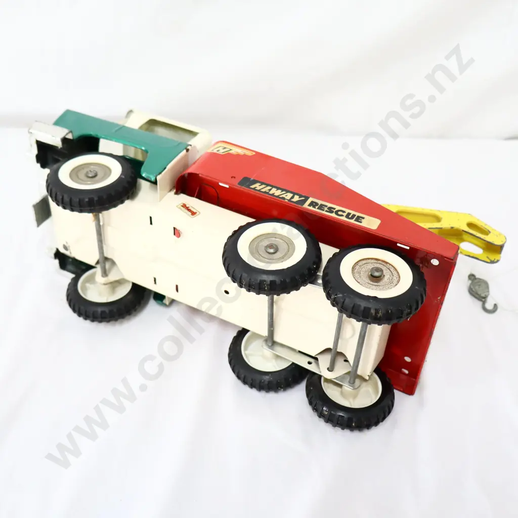 English Triang Hiway Rescue Toy Tow Truck Image 1++