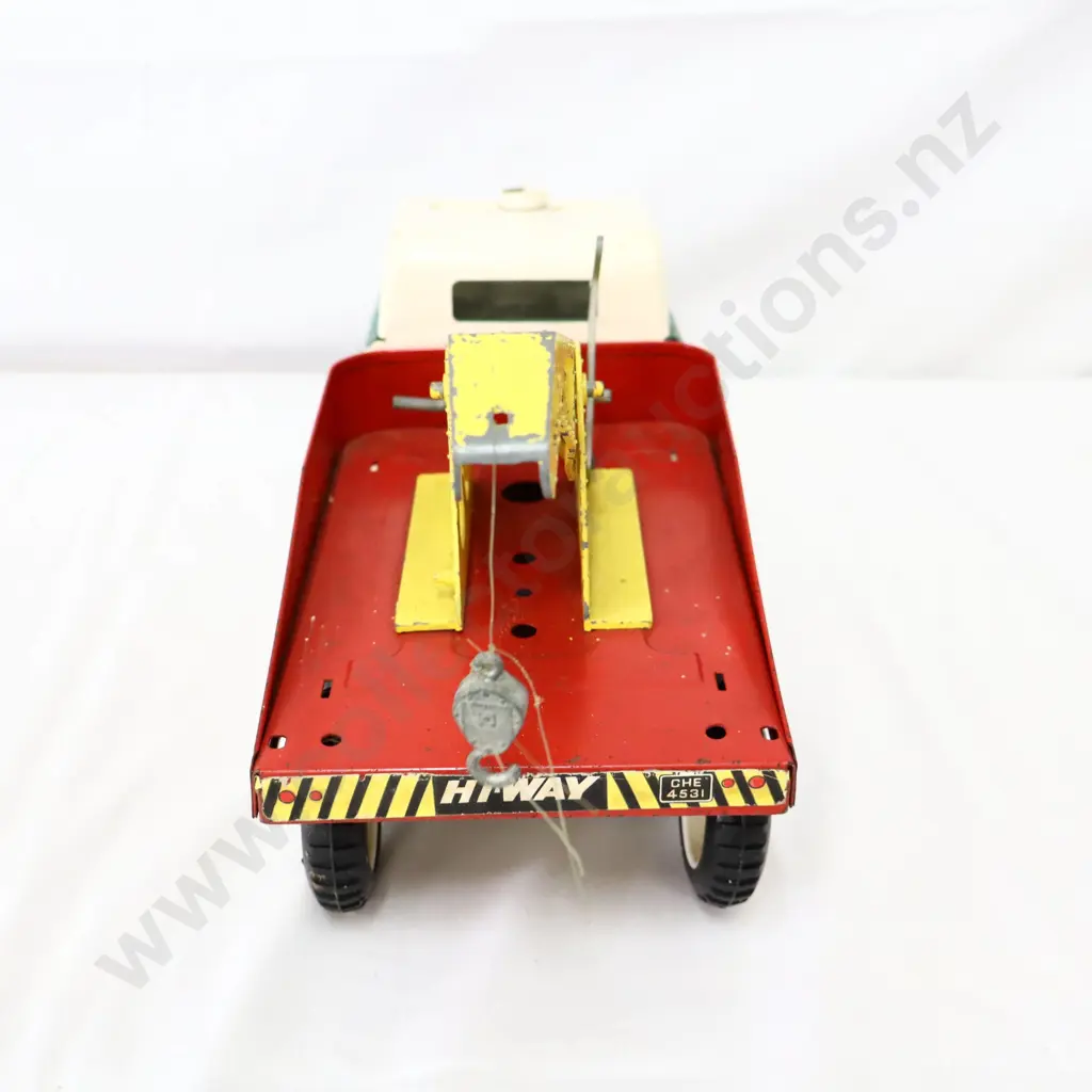English Triang Hiway Rescue Toy Tow Truck Image 1++