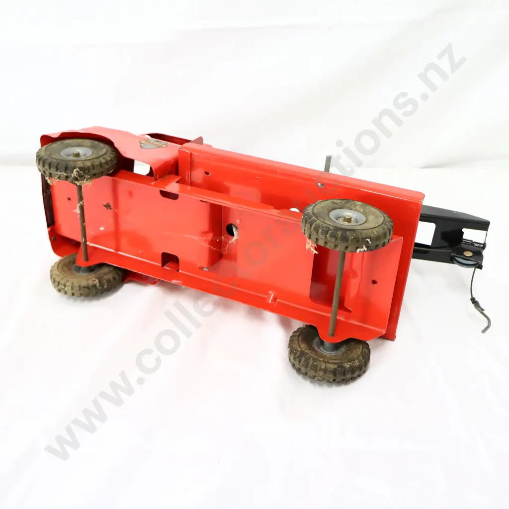 NZ Made Triang Tow Truck Image 1++
